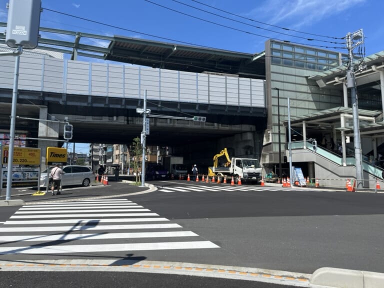 小田急登戸駅高架下の開通-7