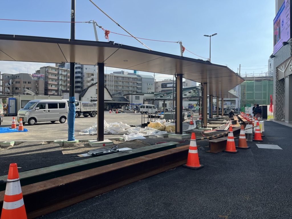 整備中の向ヶ丘遊園北口駅前広場-5