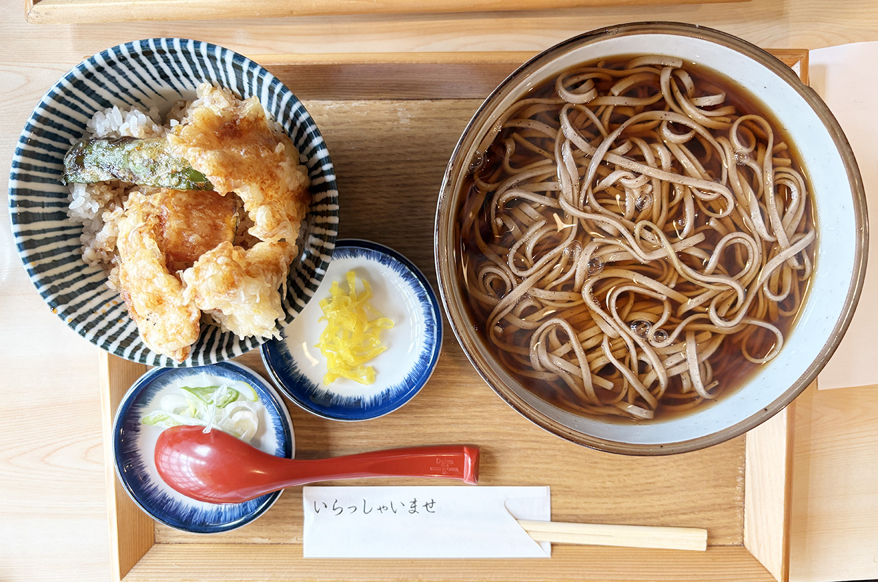 相模屋のランチかけそばセット