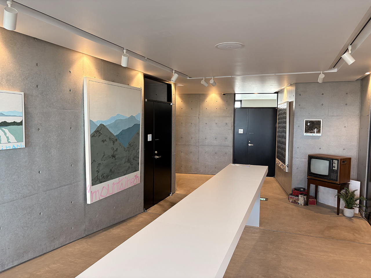 2025年11月の新埜康平さんの展示