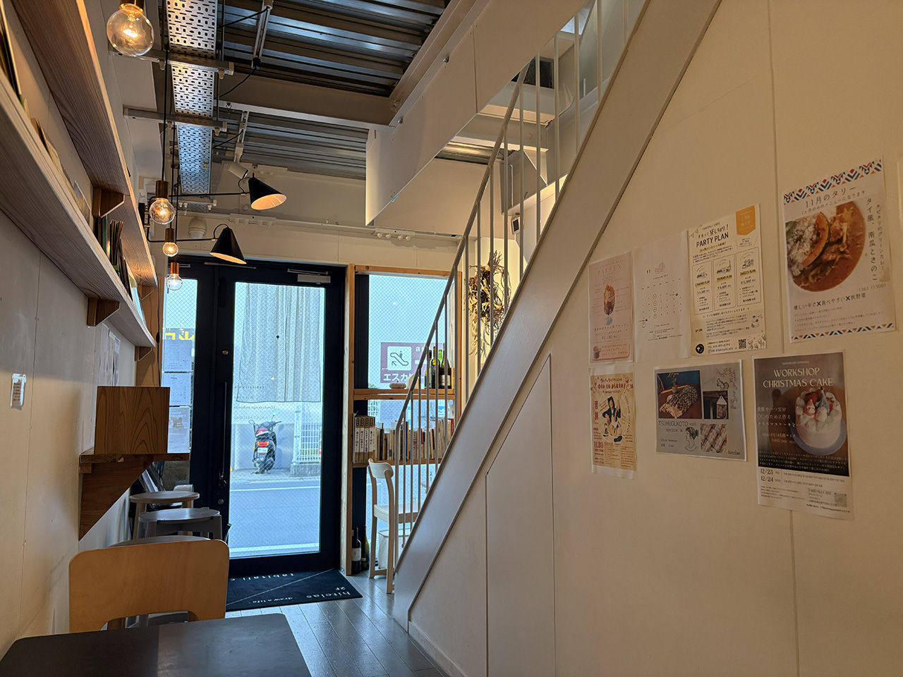 タビタリカフェの店内