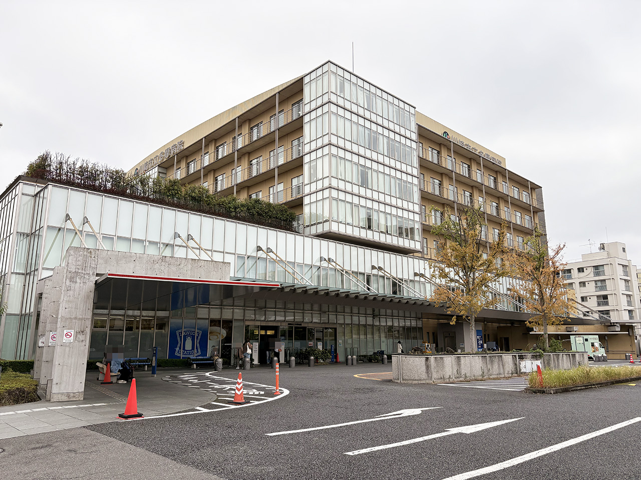 川崎市立多摩病院の外観
