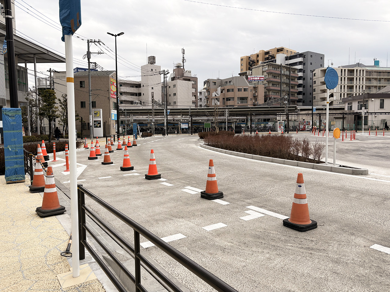 向ヶ丘遊園北口広場