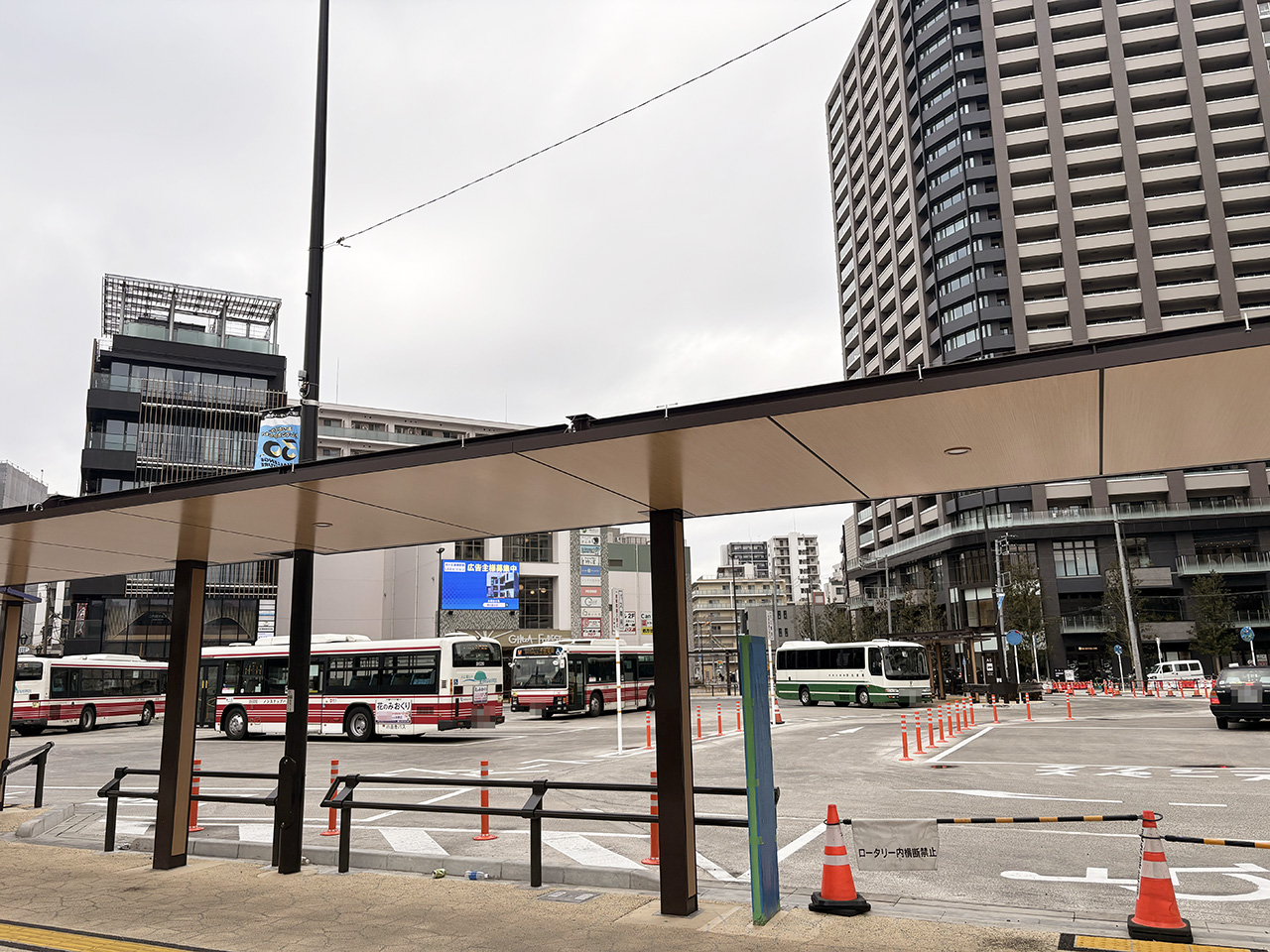 向ヶ丘遊園北口広場