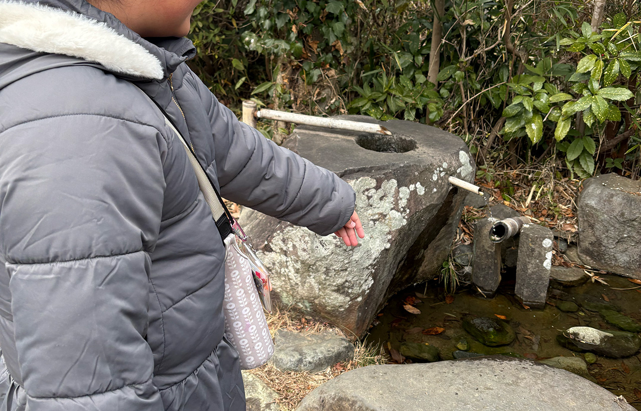 日本民家園のししおどし