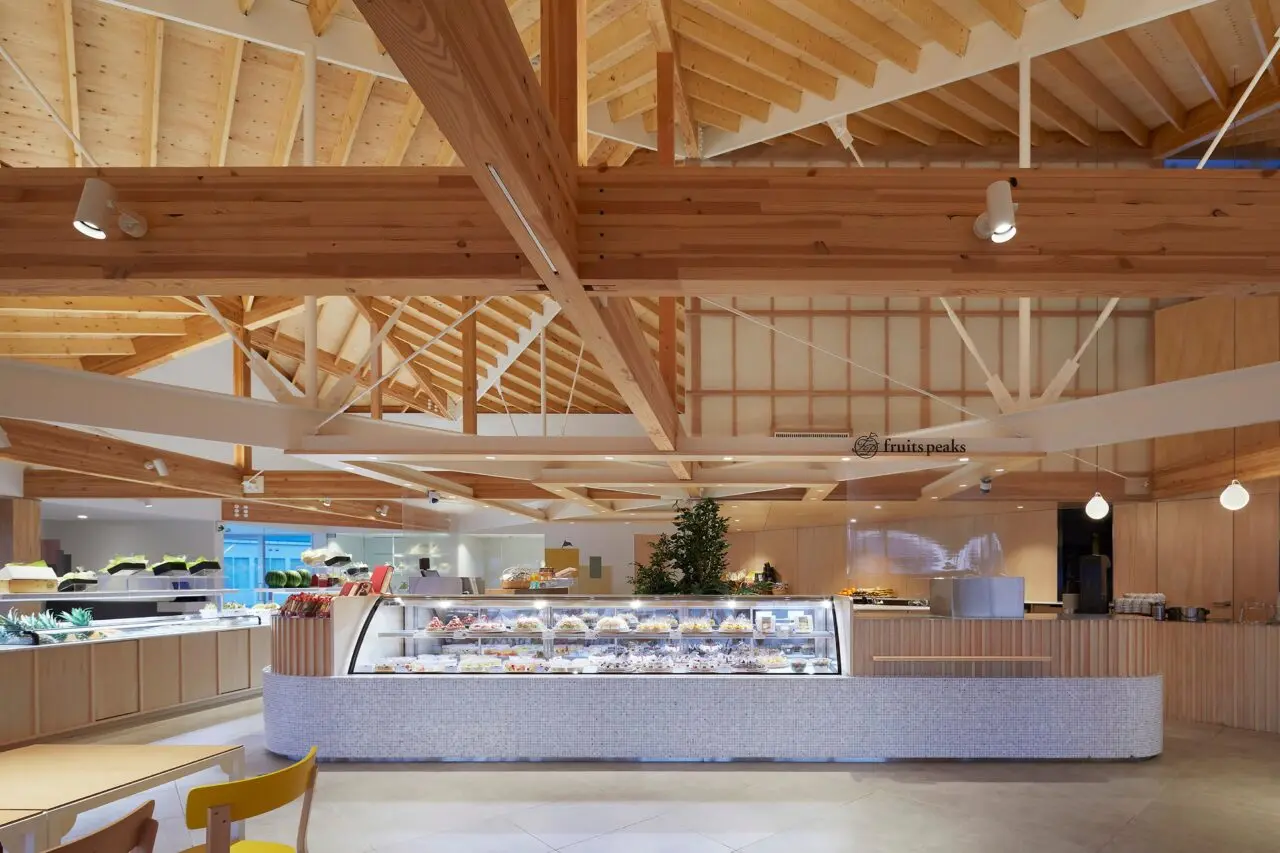 ビーンズ登戸「フルーツピークス」