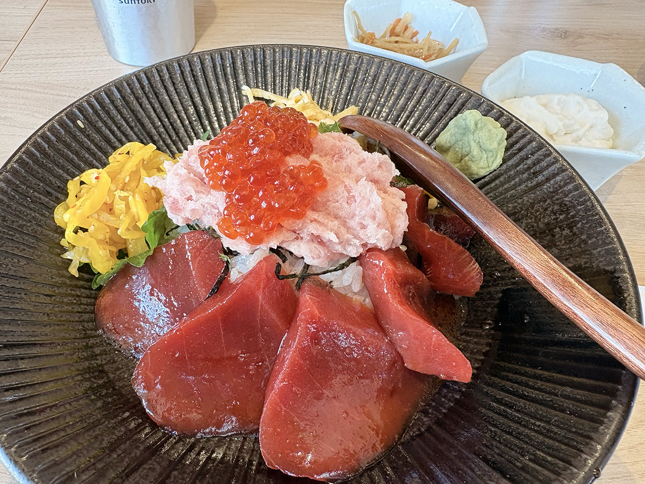 本鮪ばらちらし（竹）TUNA TOKYO