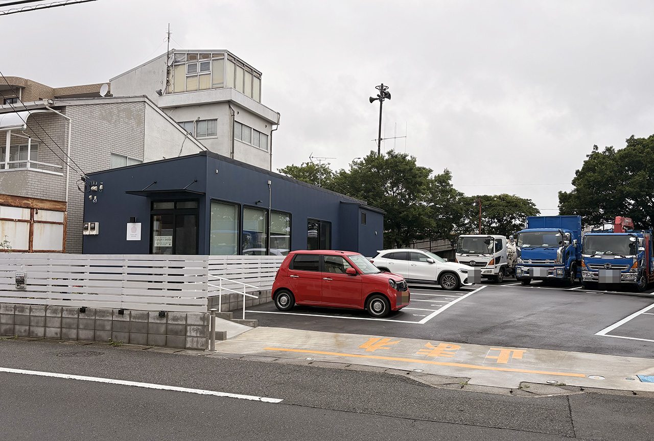 さくらドームは駐車場完備