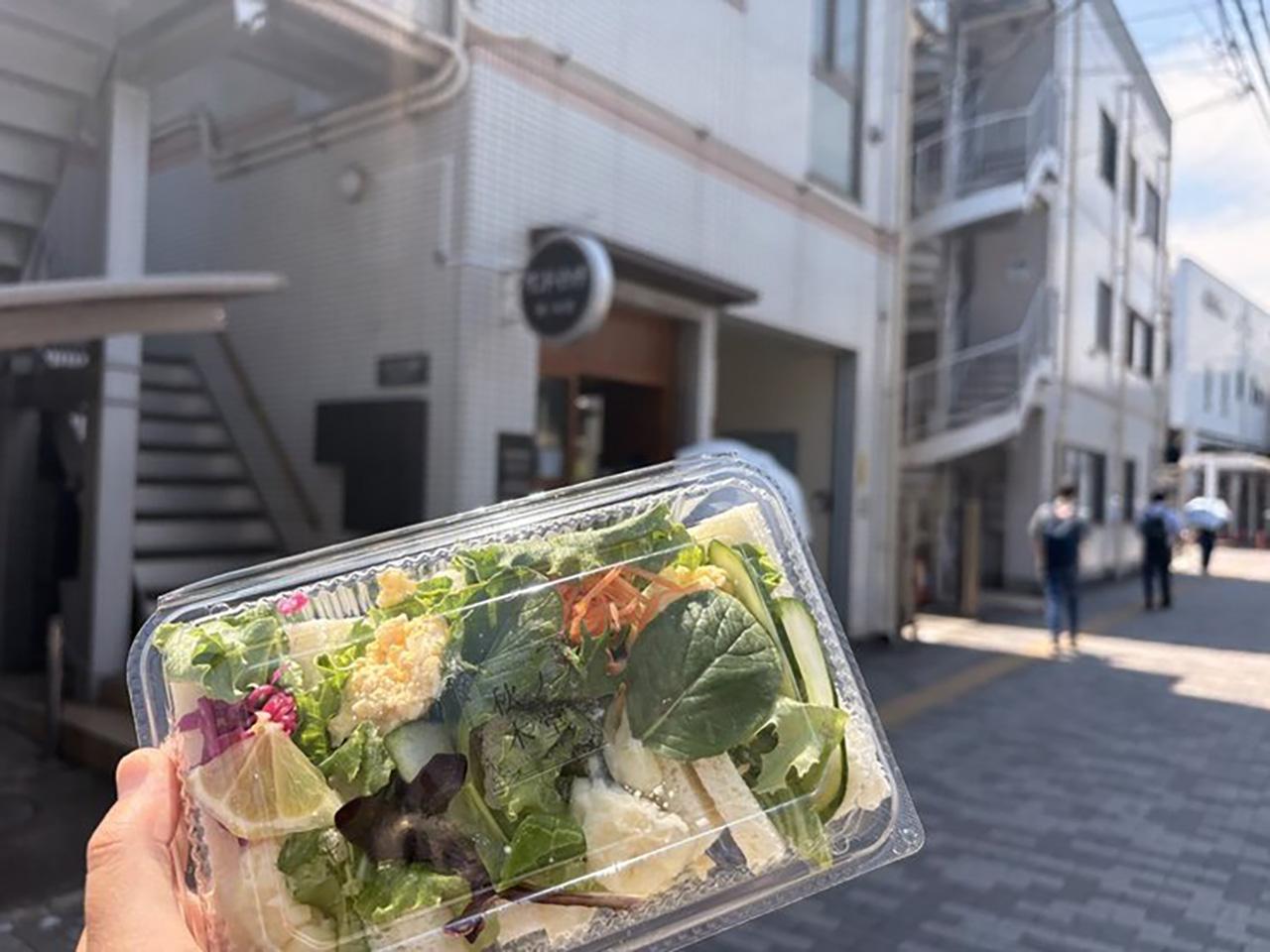 サンドイッチ専門店《秋ノ木堂》ののぼりとサラダサンド