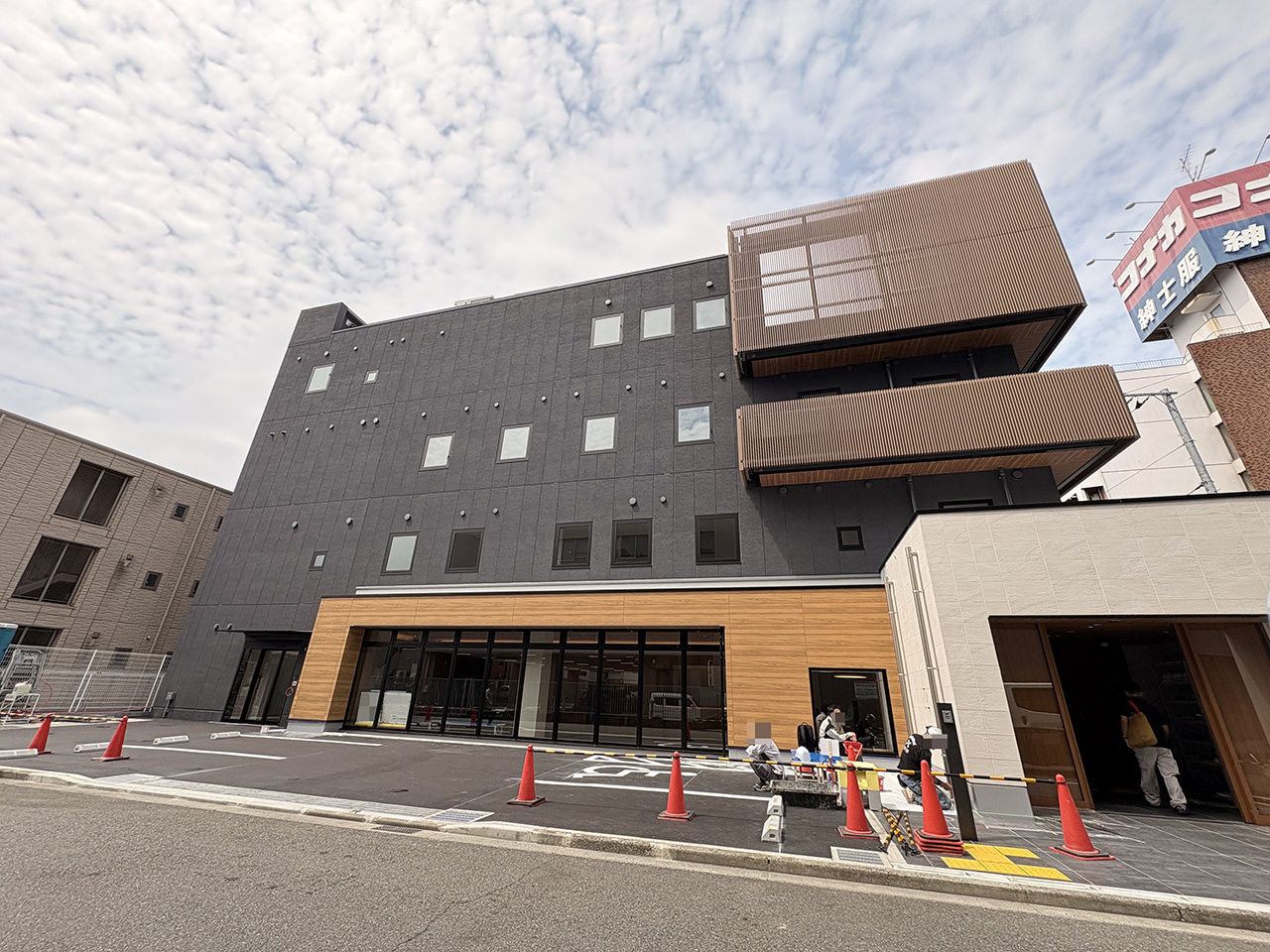 登戸産婦人科が完成間近