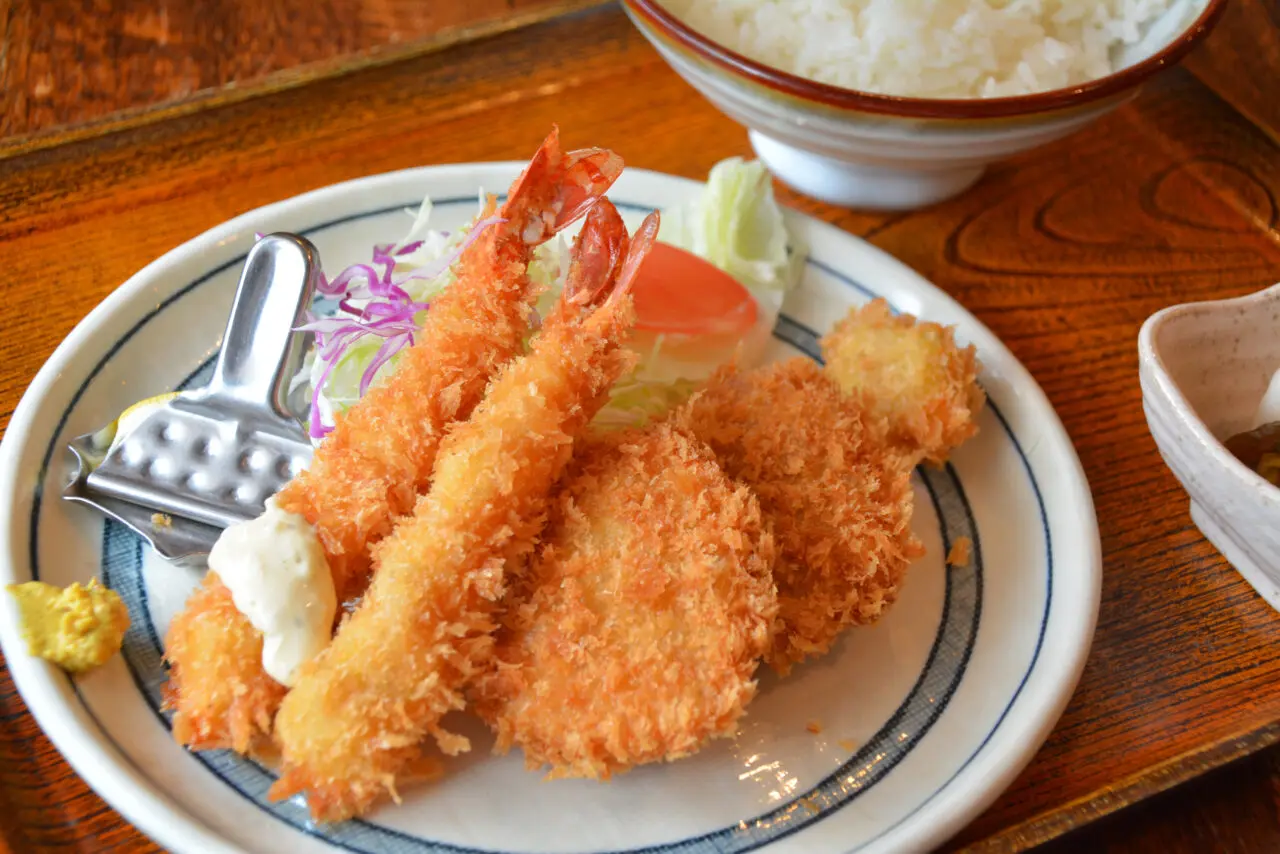 ミックスフライ定食のイメージ画像