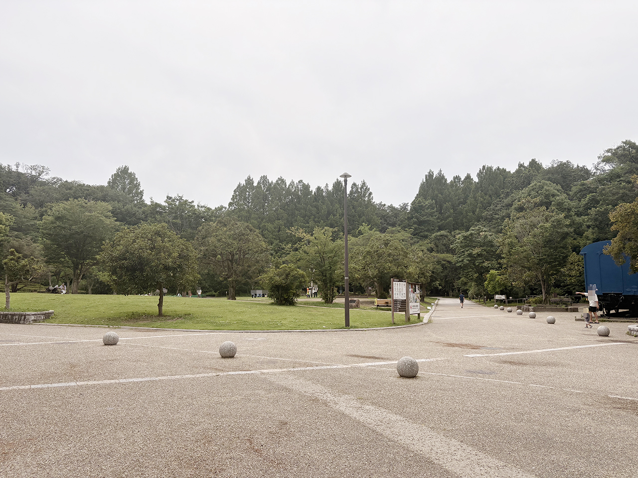 生田緑地の中央広場