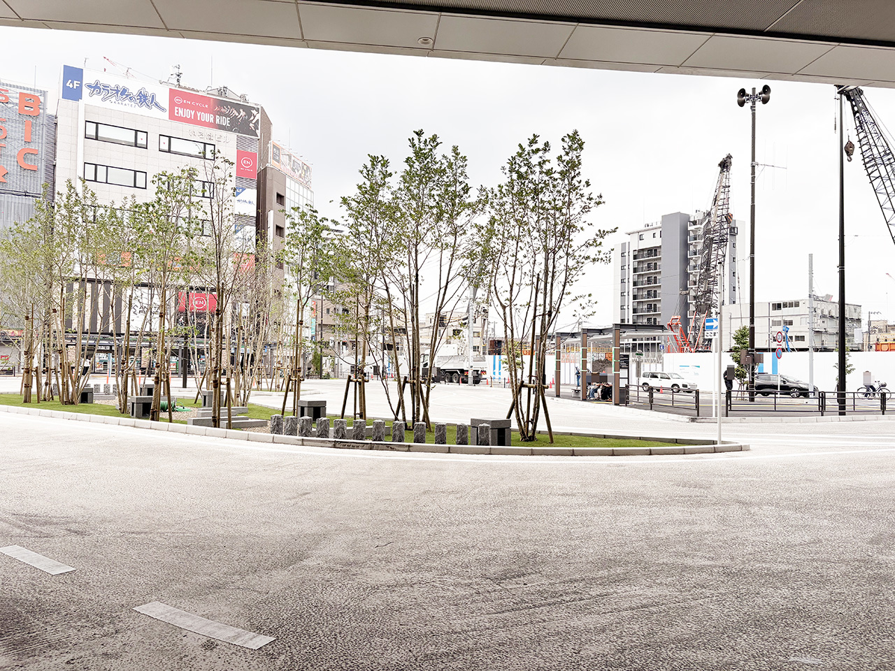 登戸駅生田緑地口「のぼりっとガーデン」