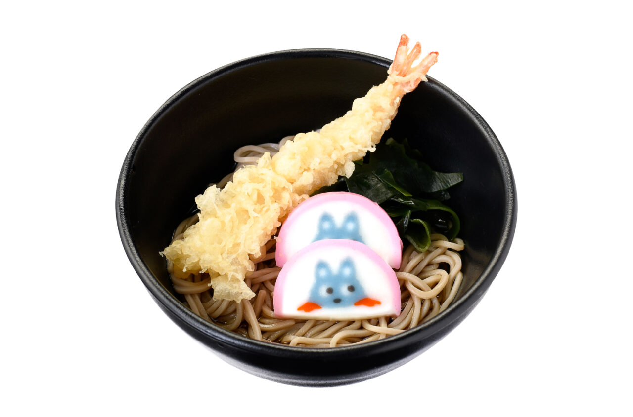 『もころん』えびてんそば」（温・冷）　５００円