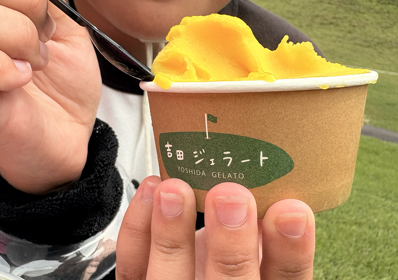 吉田ジェラートのマンゴー